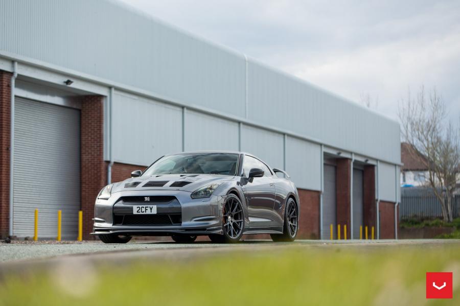  Nissan GT-R on Vossen Wheels (VFS6) 2016 года  (UK) (фото 20 из 29)